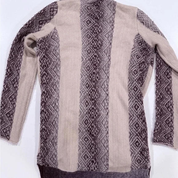 Vintage America Burgundy & Cream Patterned Cardigan – Size Small - Picture 6 of 6